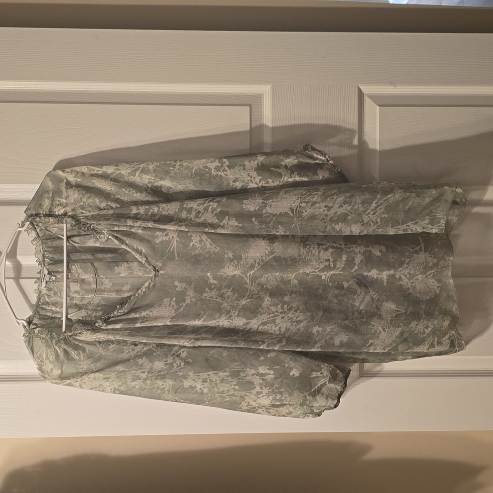 Sonoma sheer sage green top 3x